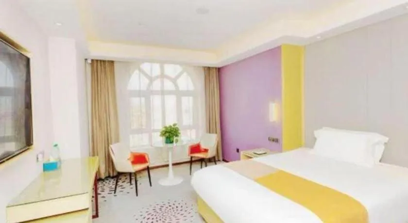 Bed in GreenTree Eastern Hotel Kashgar Oid City Xiangfei Park