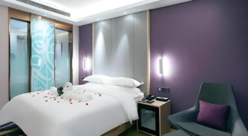 Bed in GreenTree Eastern Hotel Kashgar Oid City Xiangfei Park