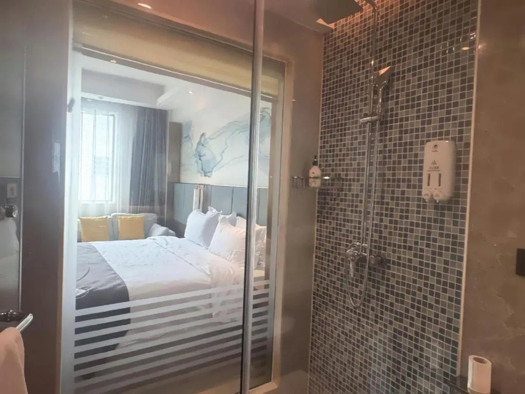 Bed in Gya Hotel Zhuhai International Airport New Town