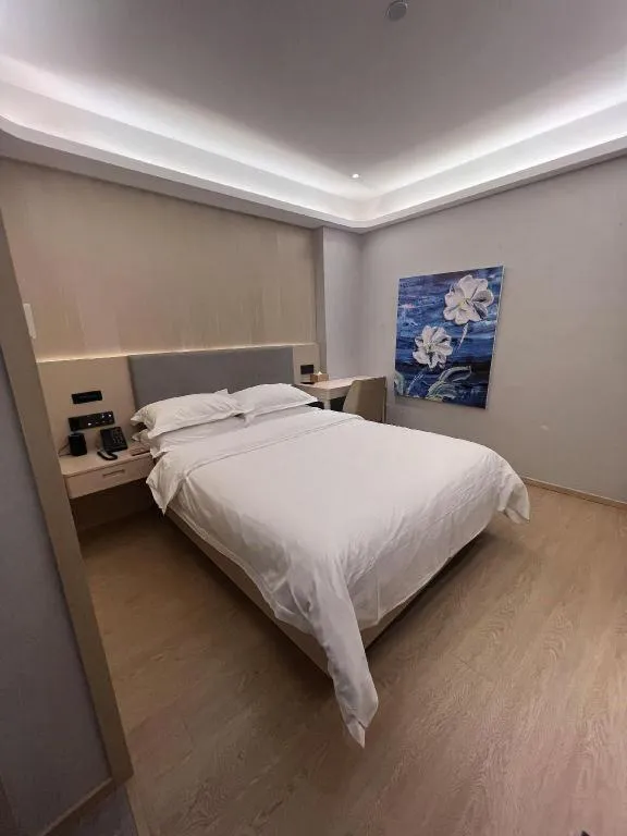 Bed in Deep Sleep Hotel Nanjing Confucius Temple Metro Station