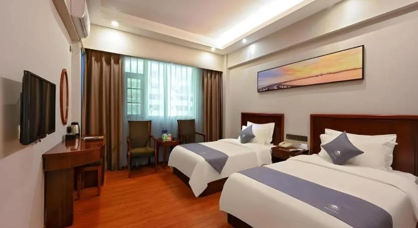 Bed in Green Tree Inn Zhuhai International Airport Huafa Shangdu