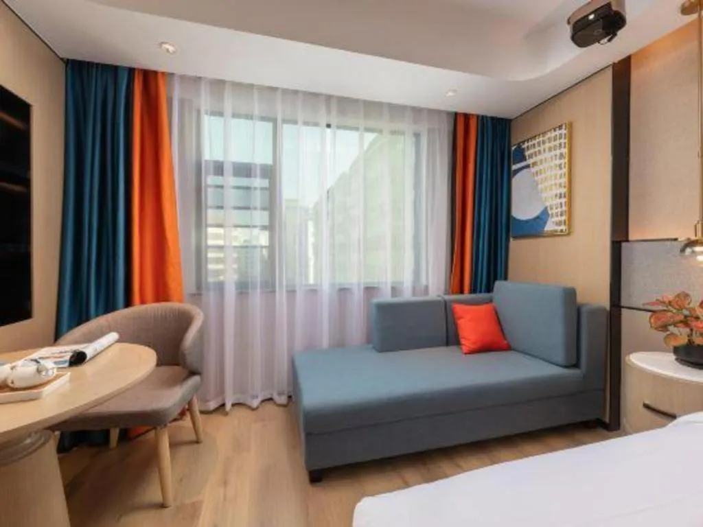 Bed in Green Tree Inn Zhuhai International Airport Huafa Shangdu