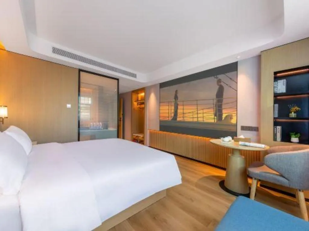 Bed in Green Tree Inn Zhuhai International Airport Huafa Shangdu
