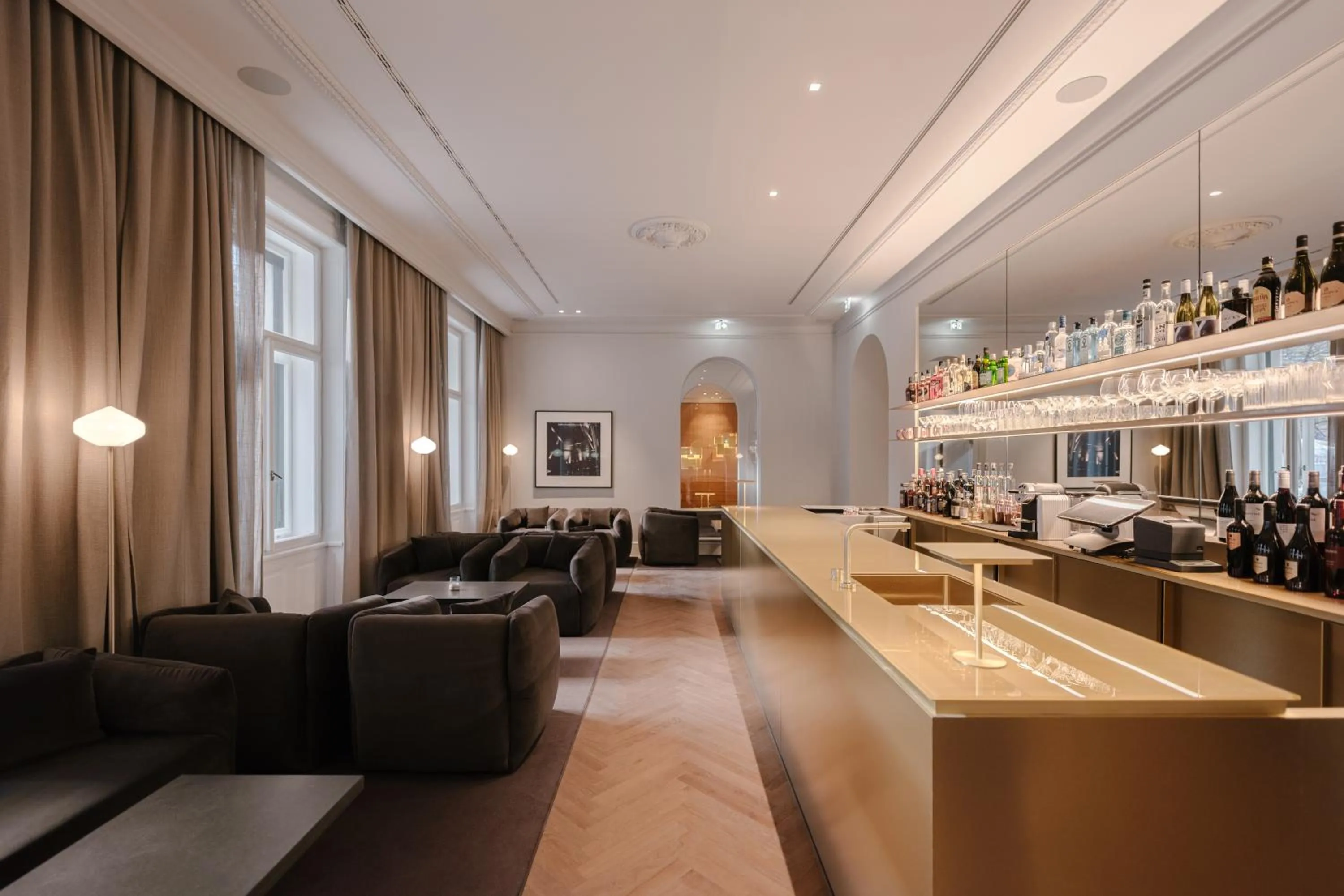 Lounge or bar in BoHo Hotel Budapest - Small Luxury Hotels