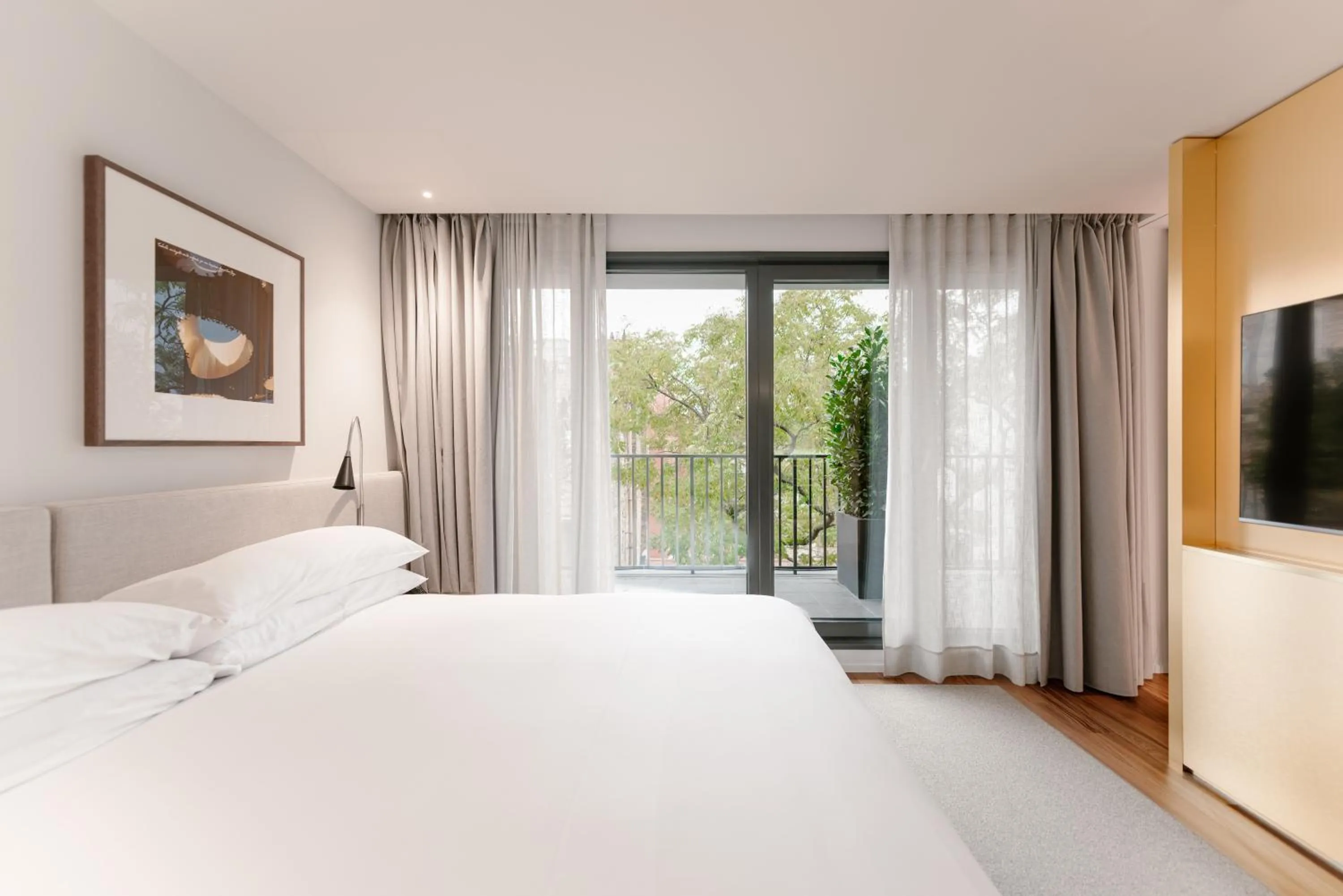 TV and multimedia, Bed in BoHo Hotel Budapest - Small Luxury Hotels