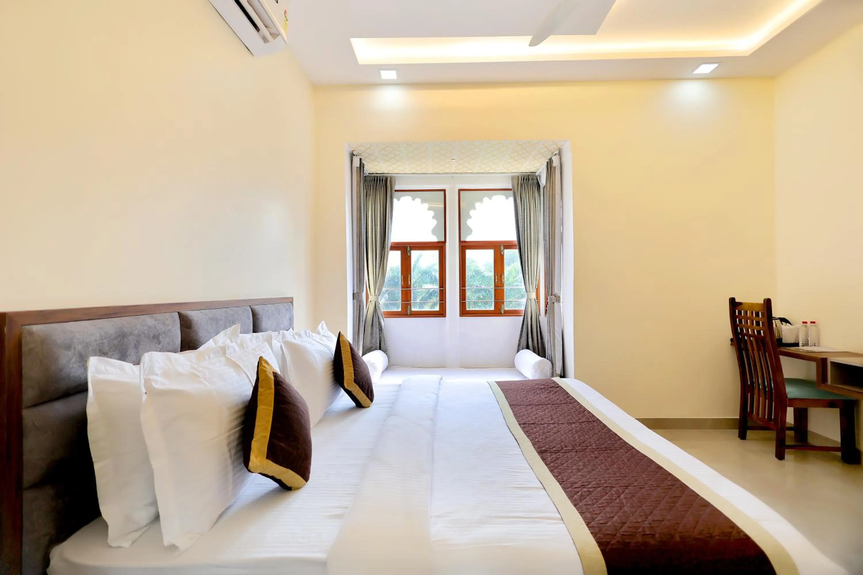 Bed in Manas Resort by Rudrakshi