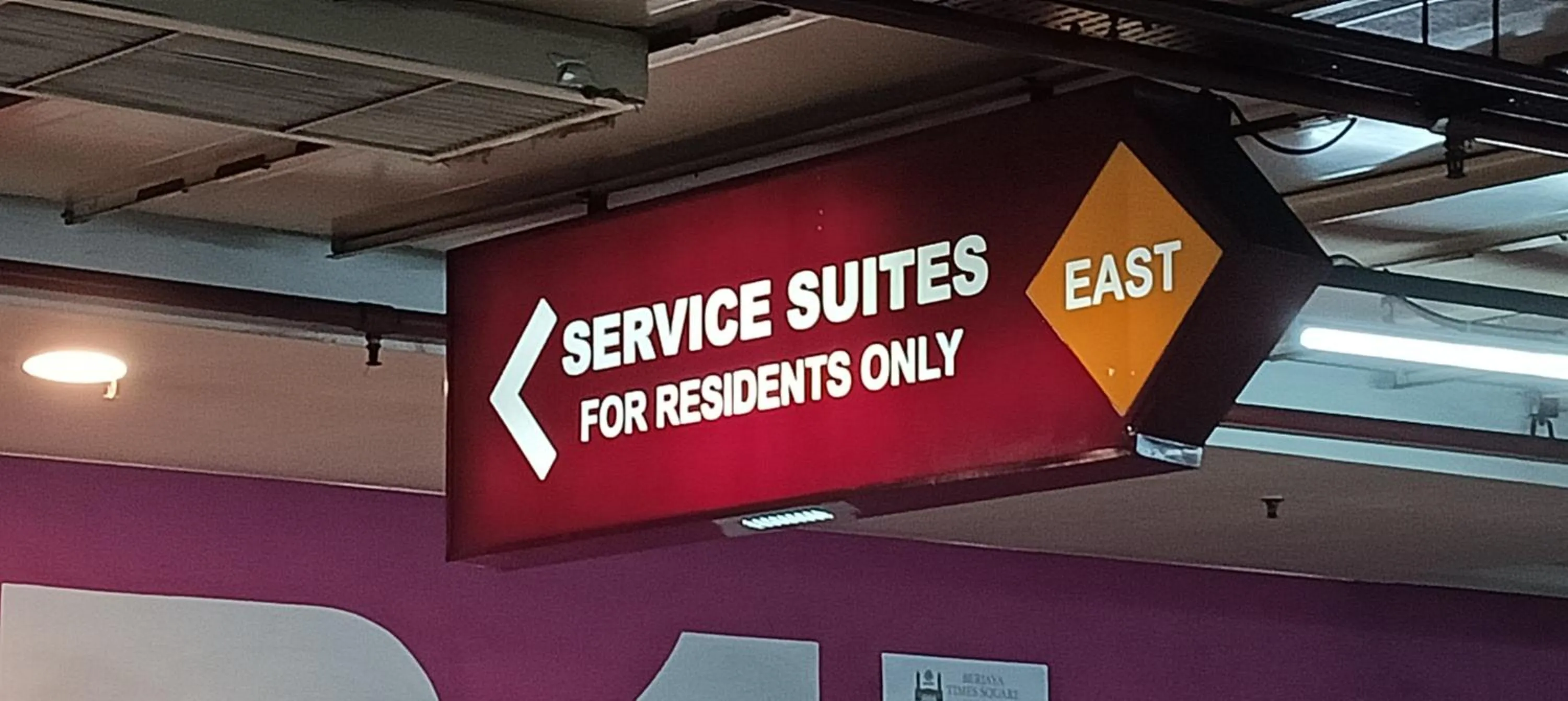 Certificate/Award in EMAS Service Suite Times Square