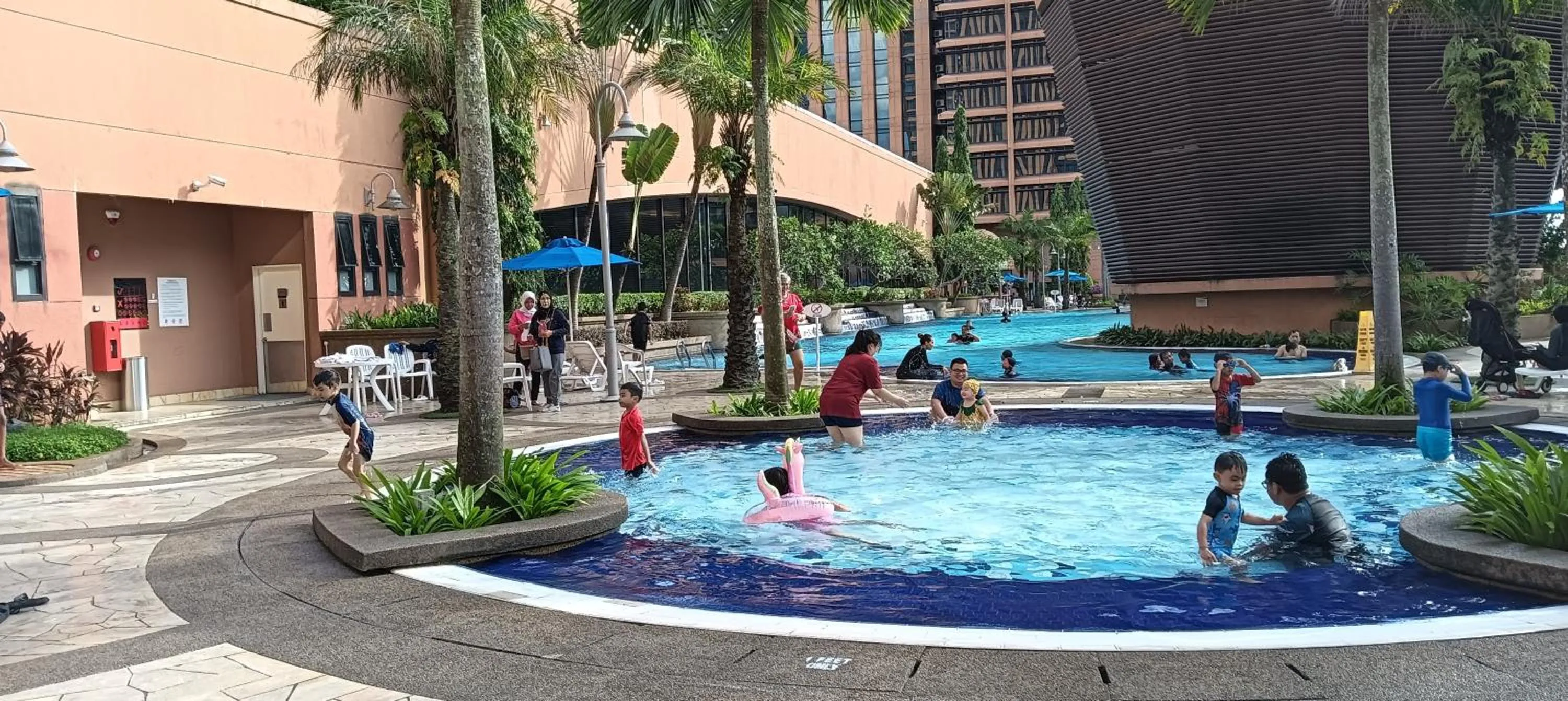 Swimming pool in EMAS Service Suite Times Square