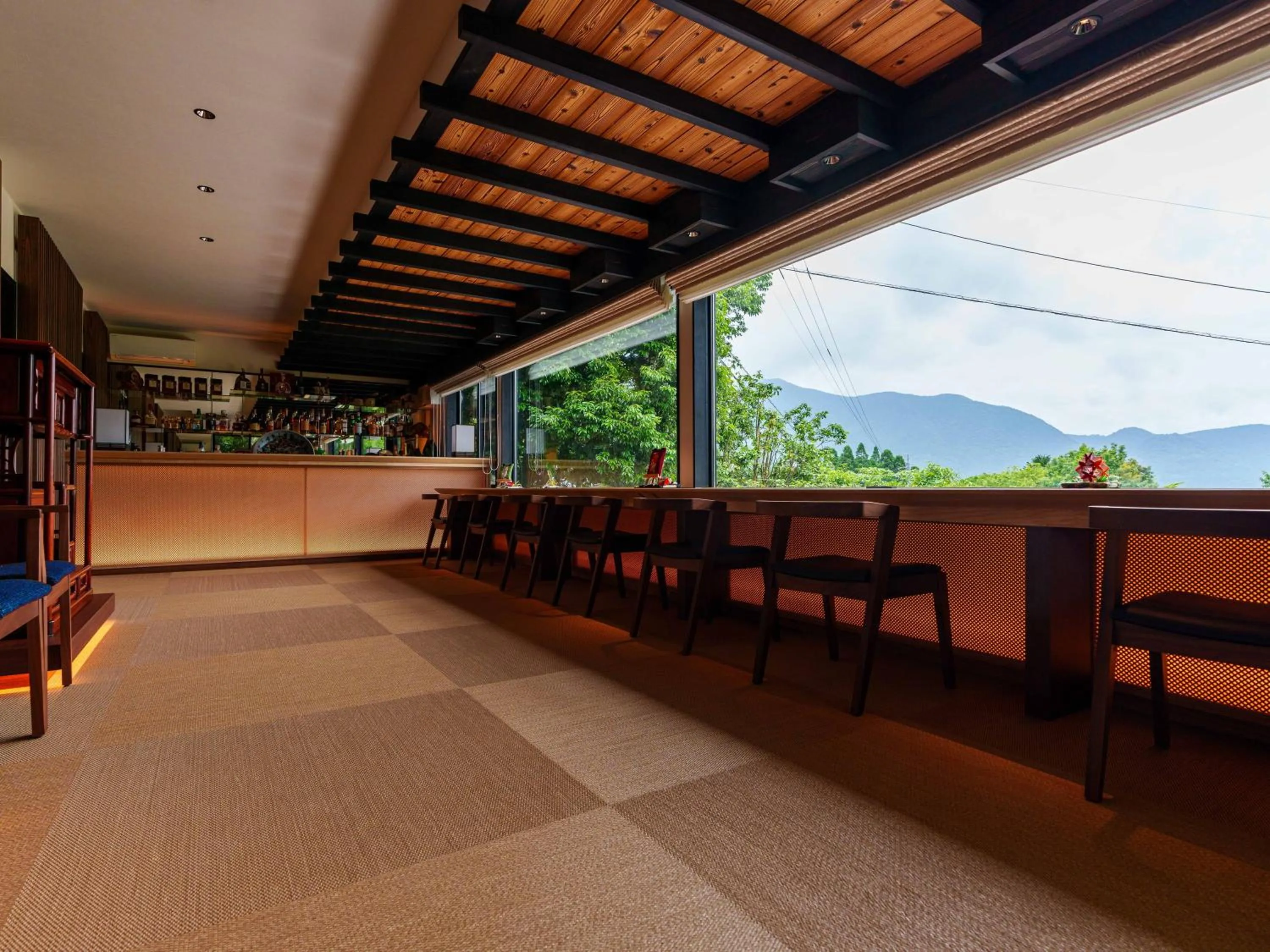 Lounge or bar in Yufuin Rakuyu