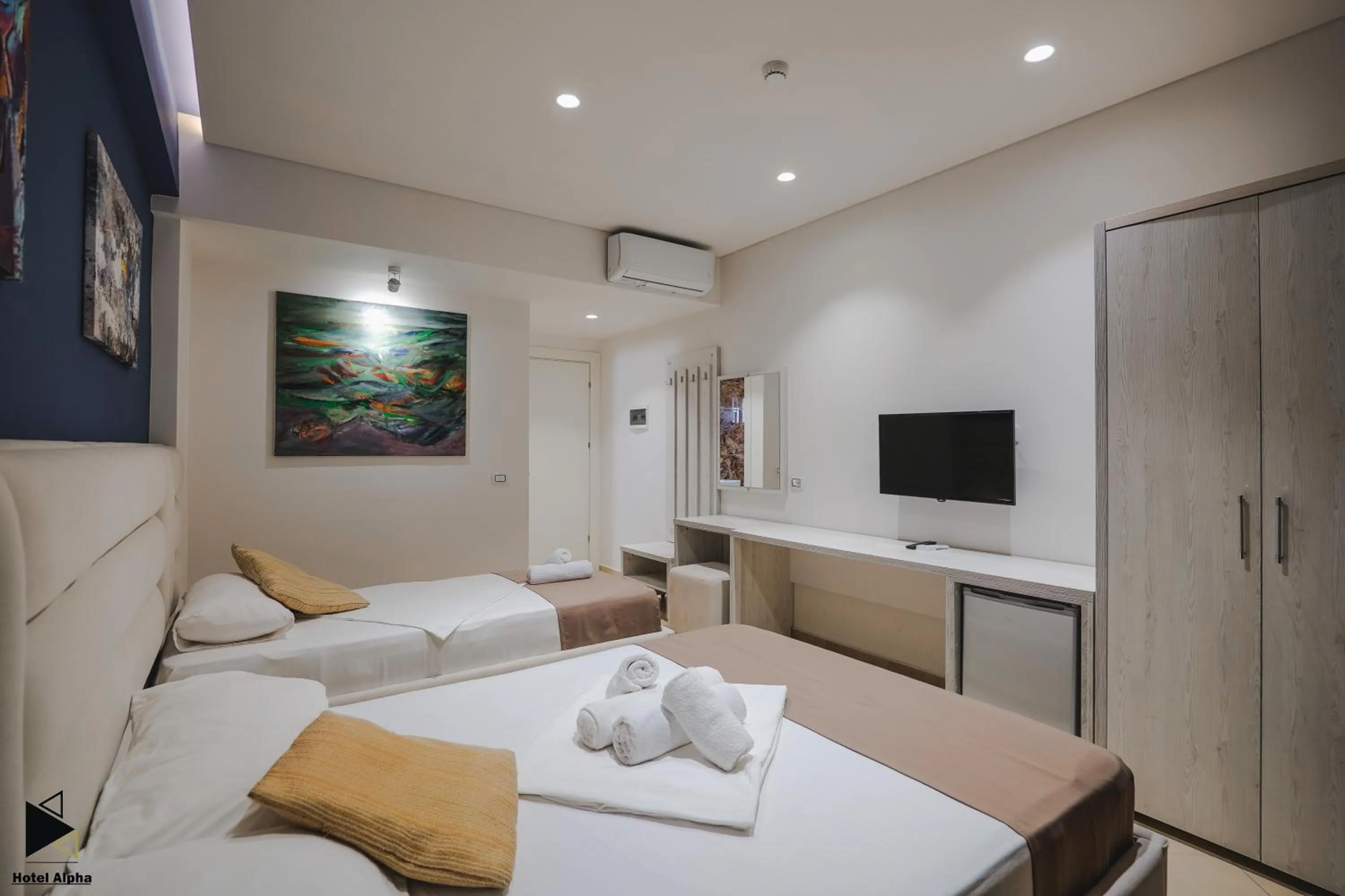 View (from property/room), Bed in Hotel Alpha