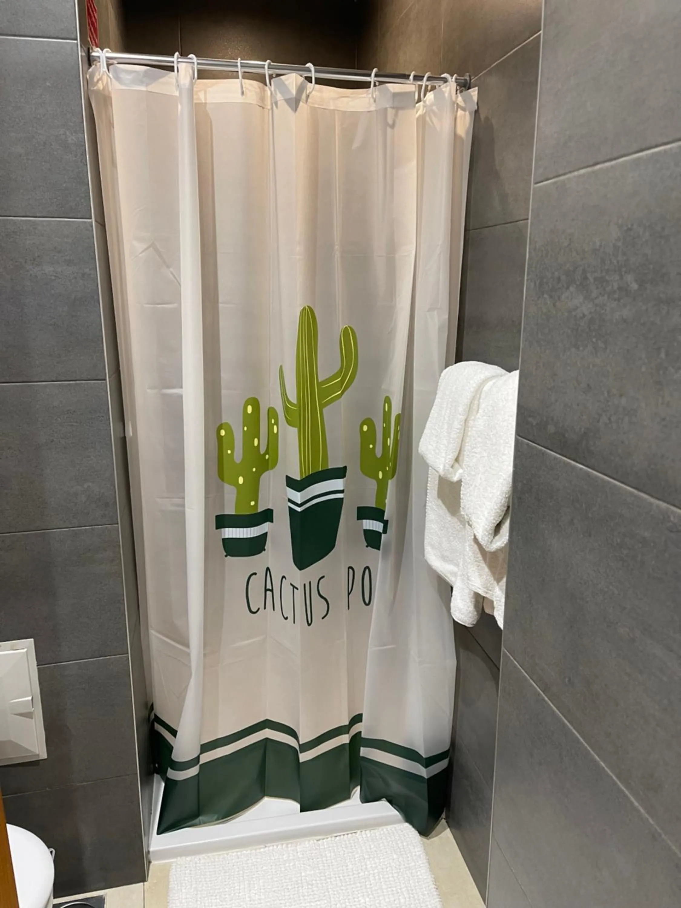 Bathroom in Esmeralda Holidays Apartments