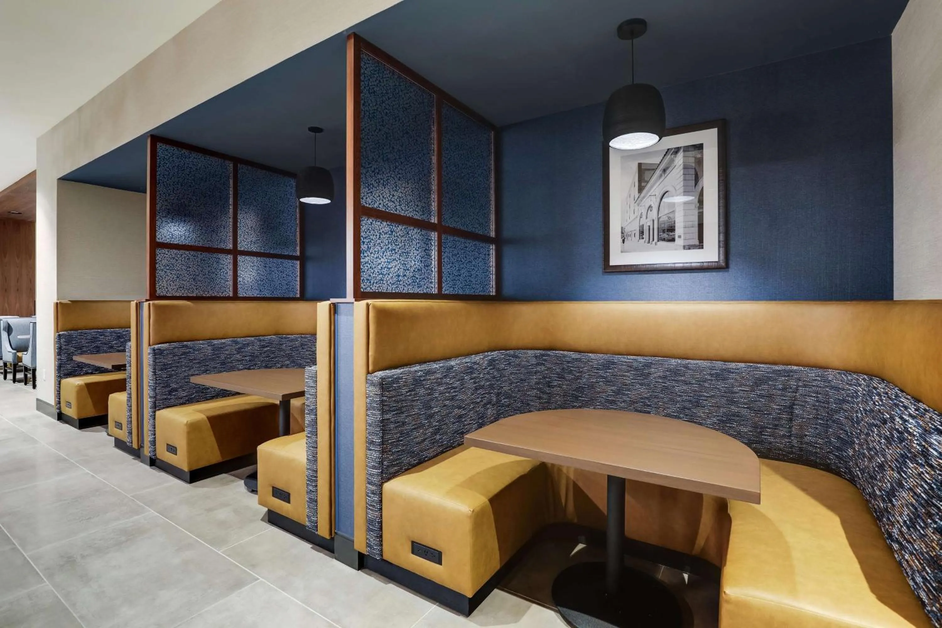 Breakfast in Drury Plaza Hotel Chattanooga Hamilton Place