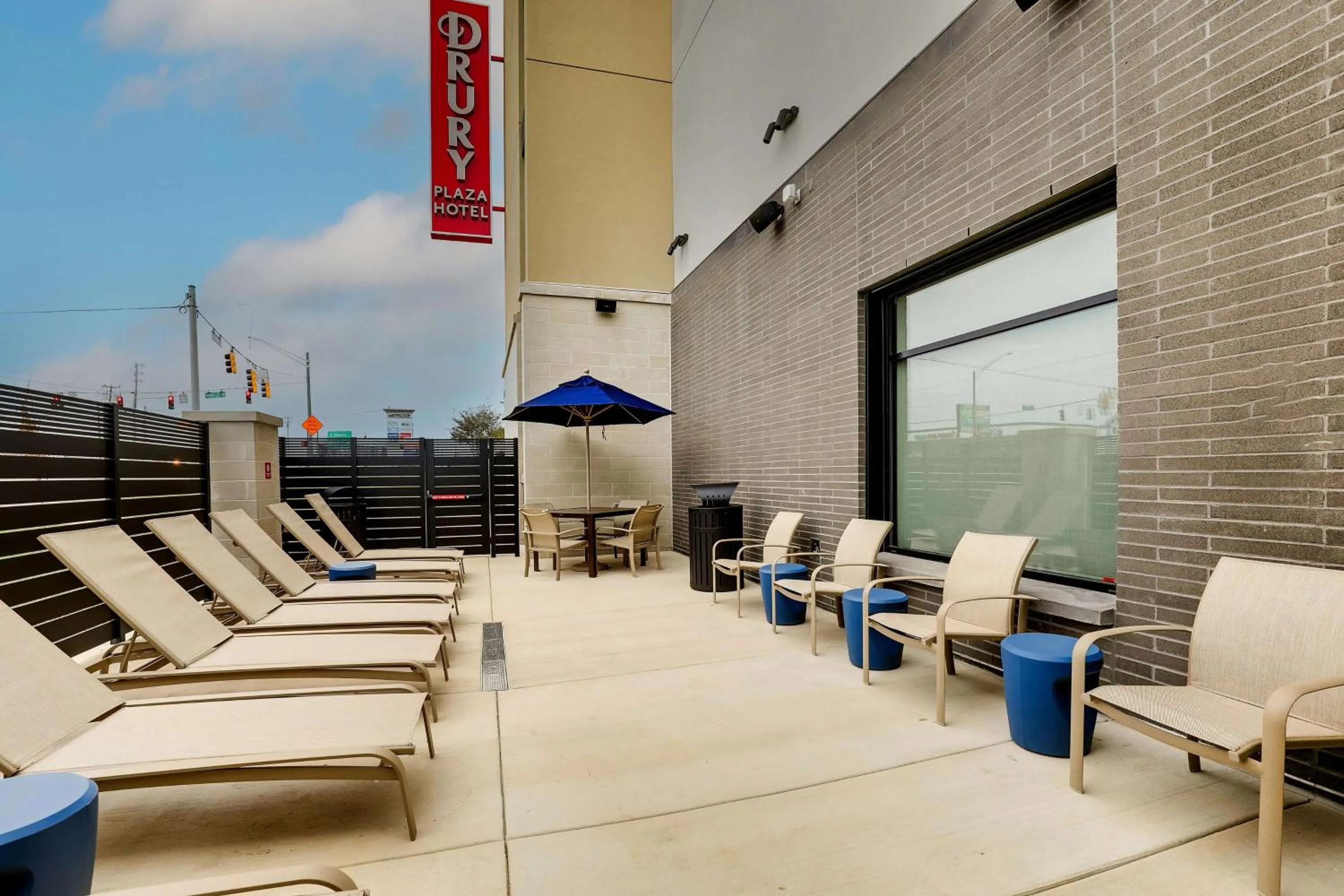 Pool view in Drury Plaza Hotel Chattanooga Hamilton Place