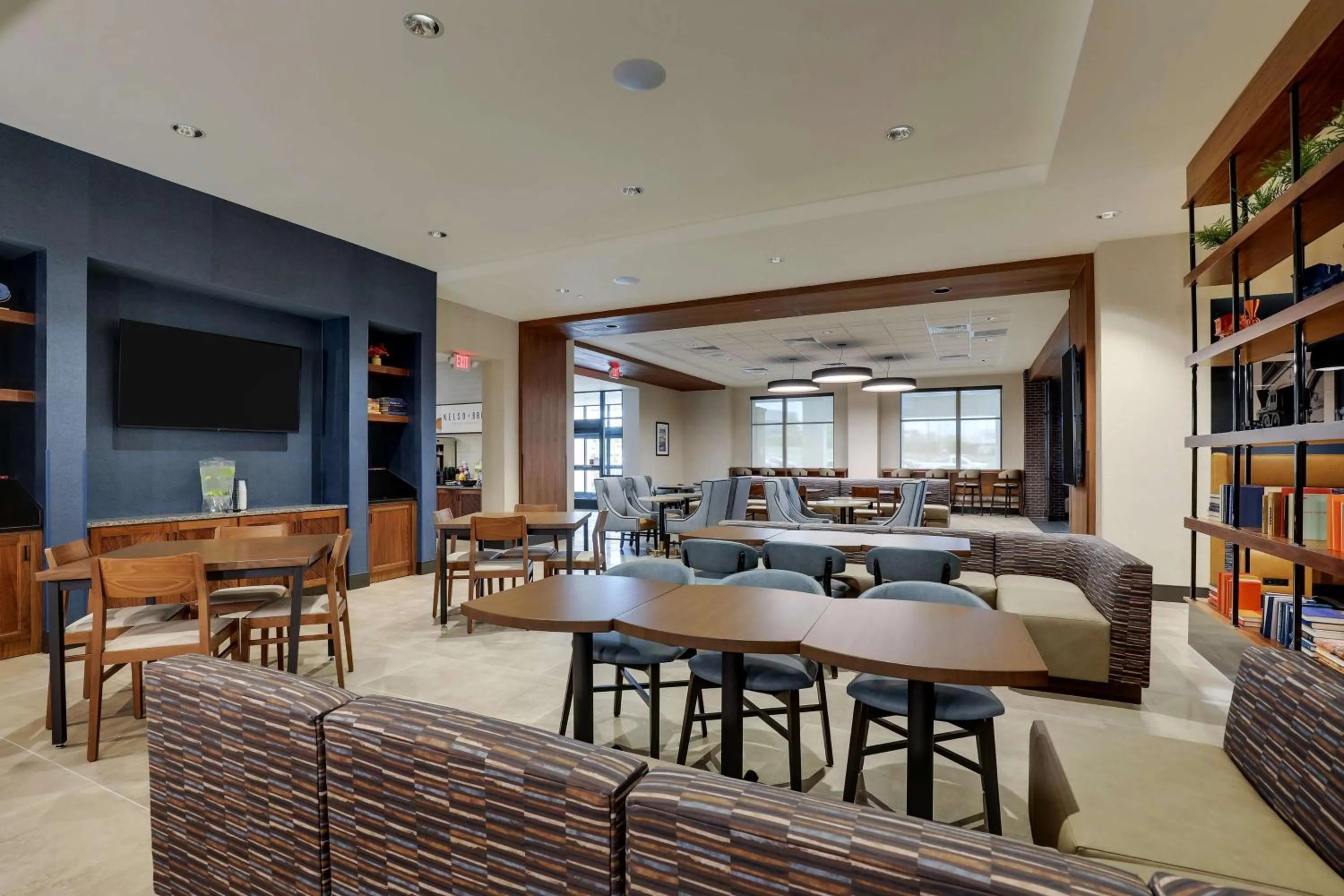 Breakfast in Drury Plaza Hotel Chattanooga Hamilton Place