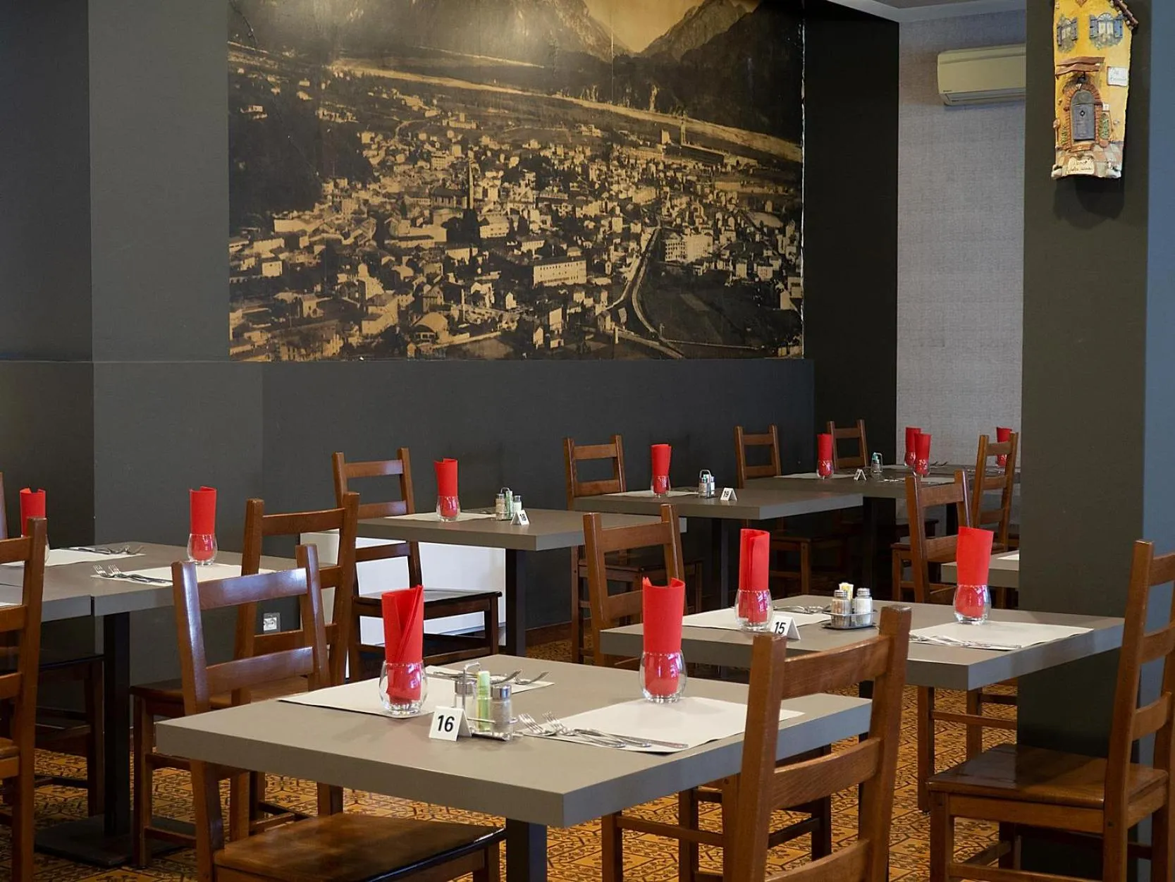 Restaurant/places to eat in Al Benvenuto Hotel & Restaurant