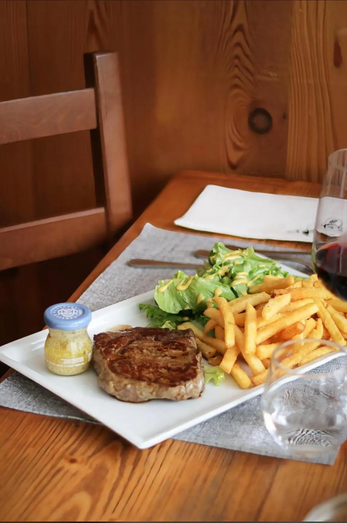 Restaurant/places to eat in Al Benvenuto Hotel & Restaurant