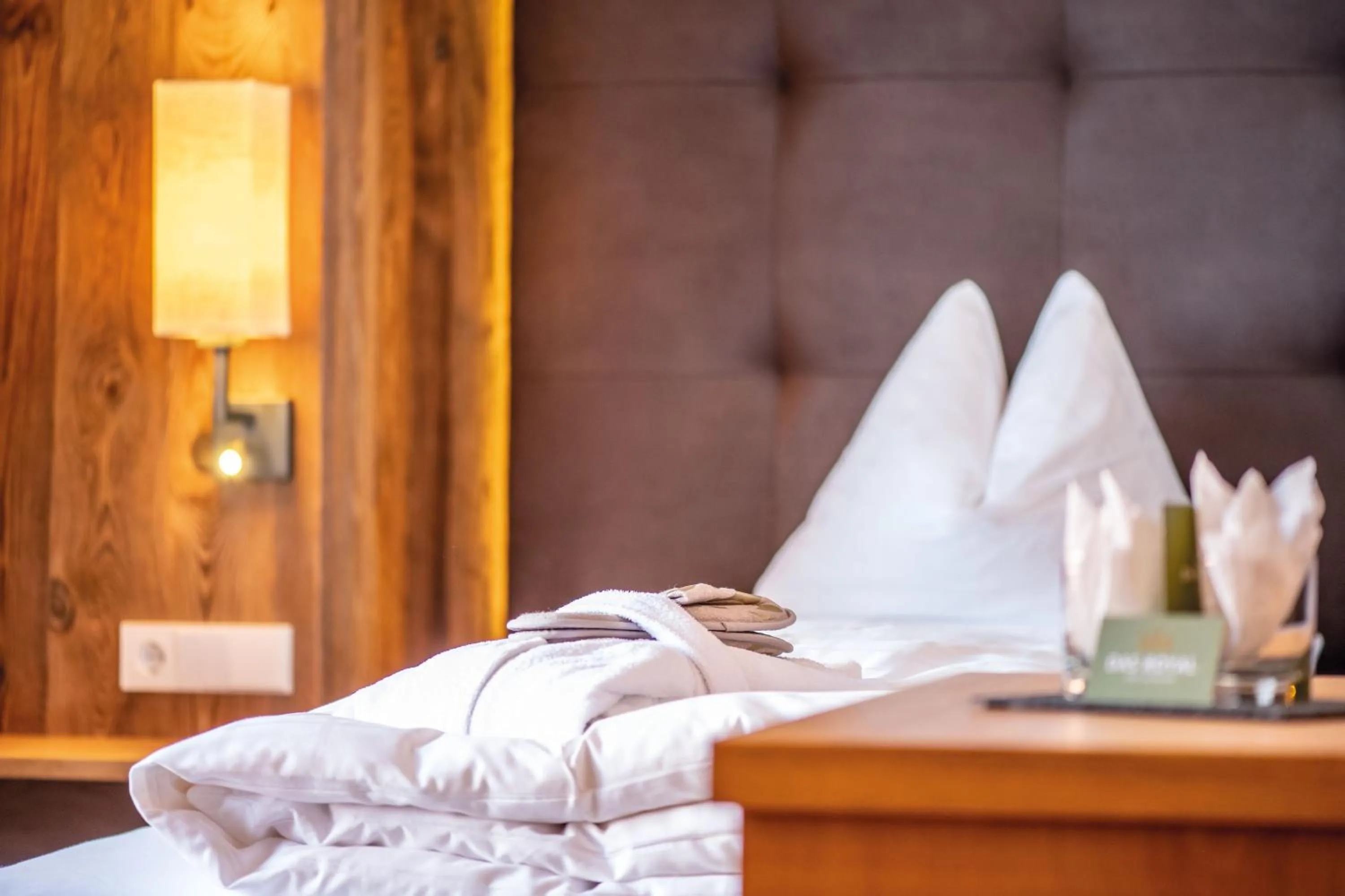 Bed in Hotel DAS ROYAL in Obereggen