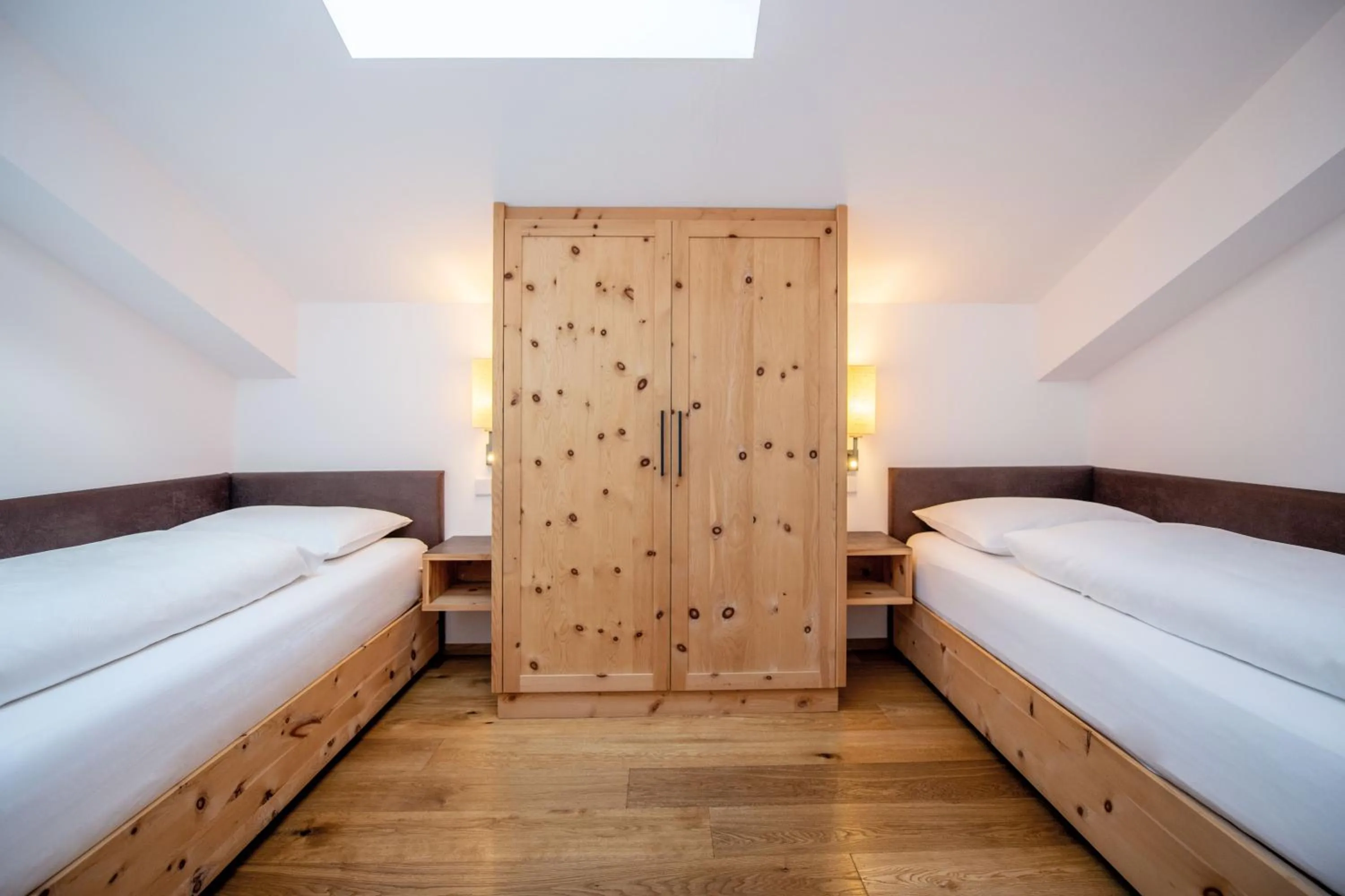 Bedroom, Bed in Hotel DAS ROYAL in Obereggen