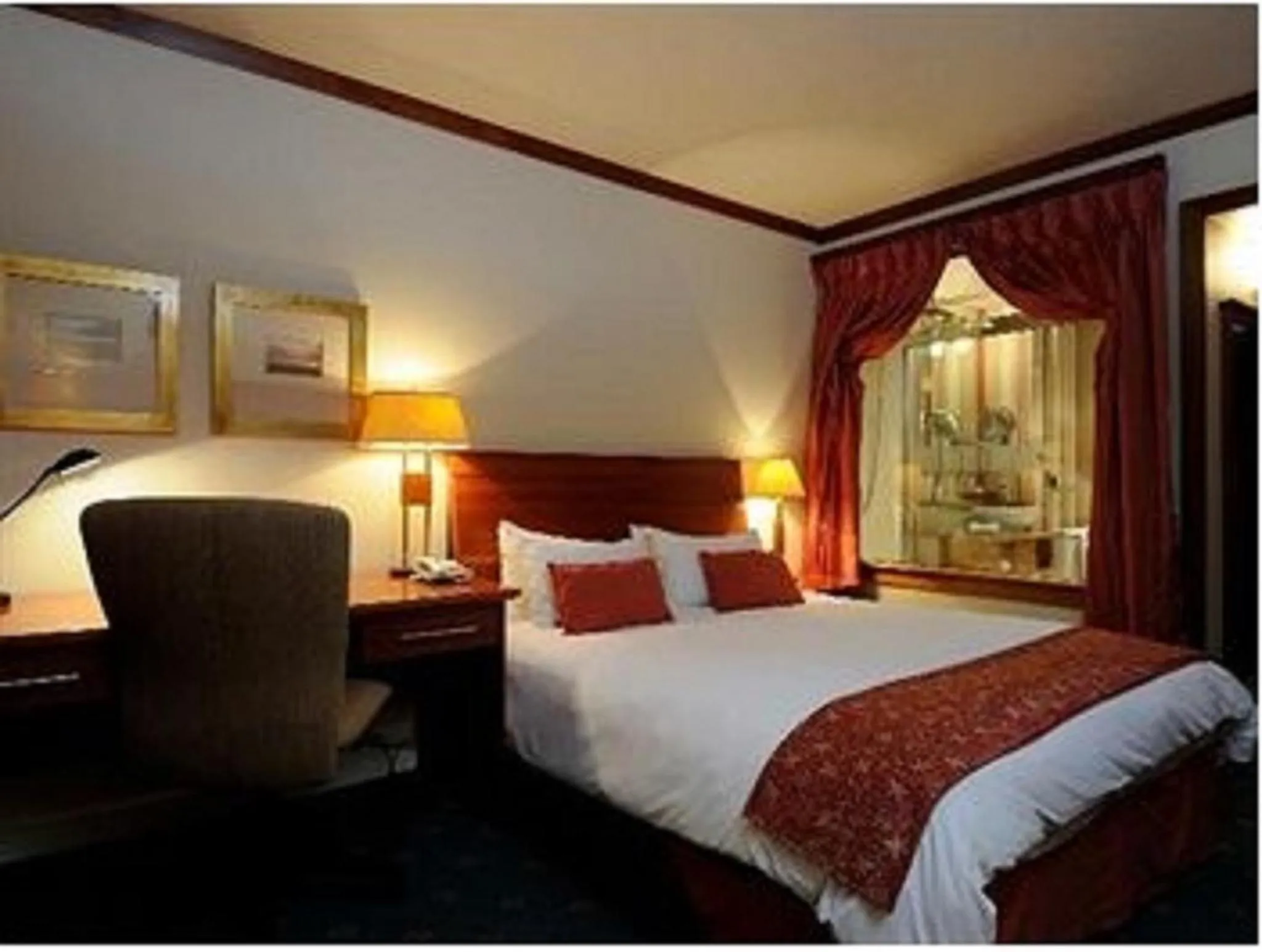 Photo of the whole room, Bed in Peermont Walmont at the Grand Palm, Gaborone