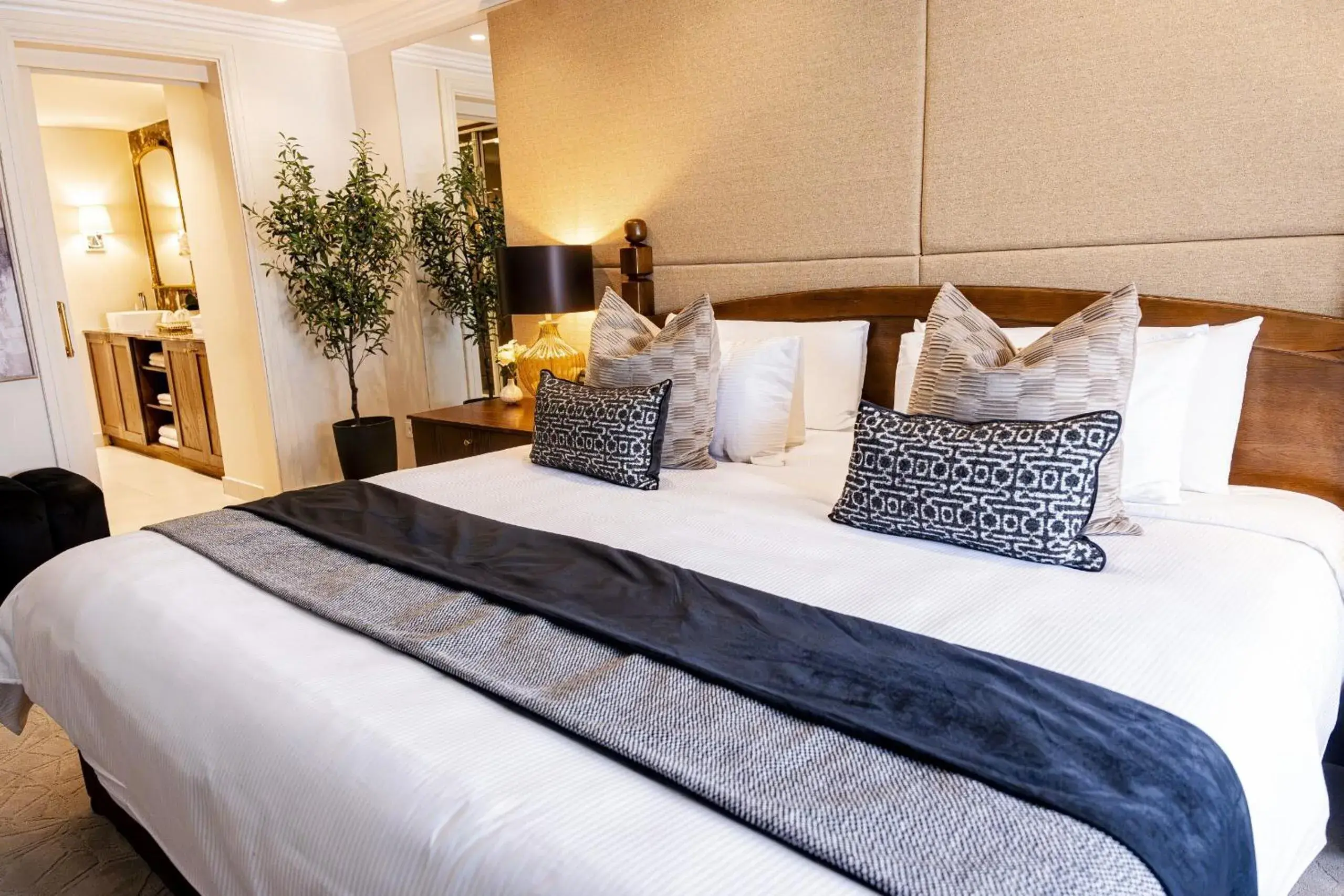 Presidential Suite in Peermont Walmont at the Grand Palm, Gaborone Presidential Suite in Peermont Walmont at the Grand Palm, Gaborone