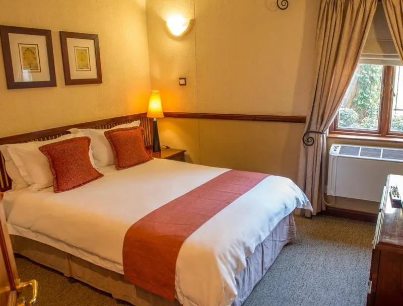 Photo of the whole room, Bed in Peermont Mondior Hotel