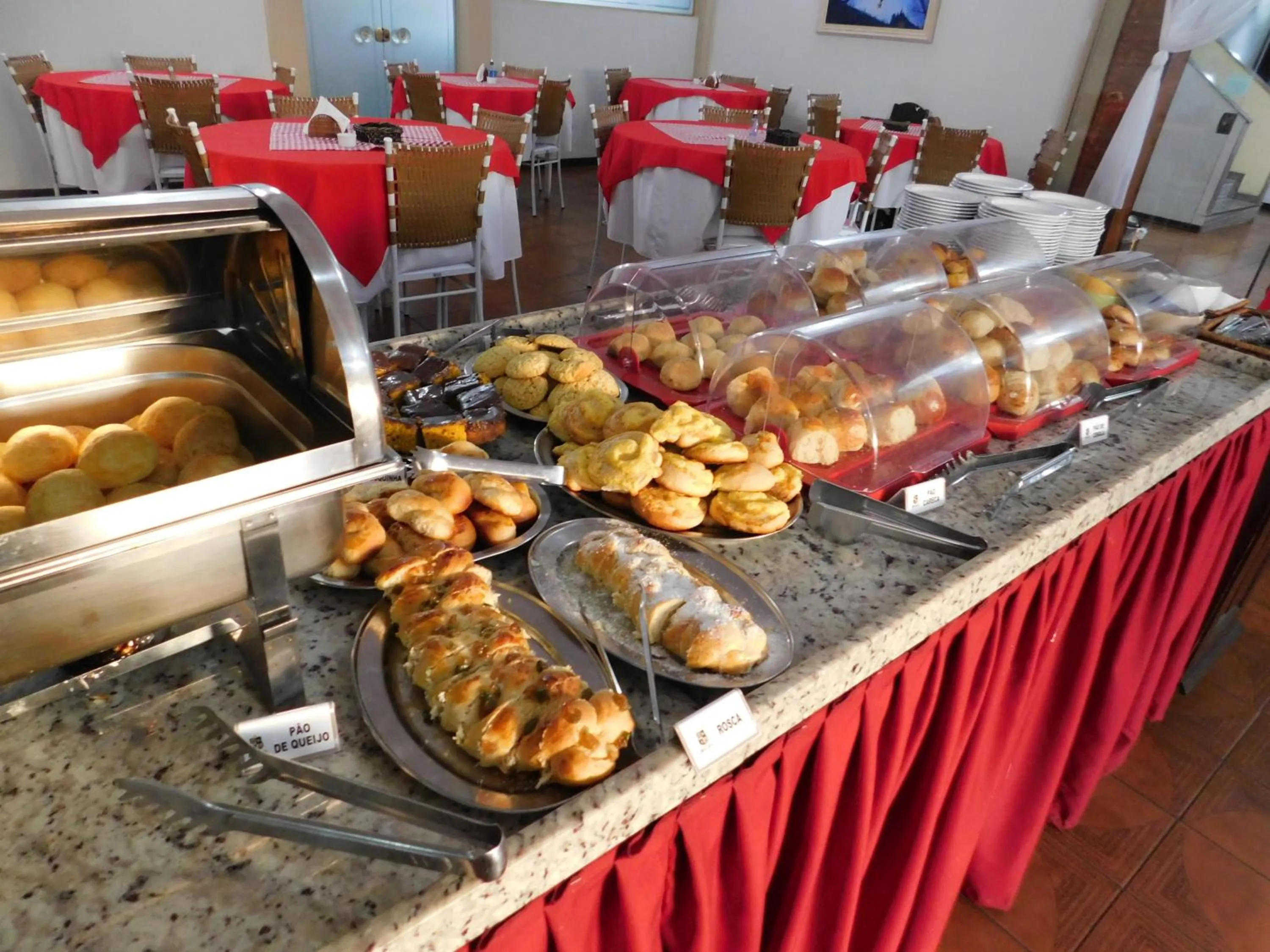 Breakfast in Hotel Real São Lourenço