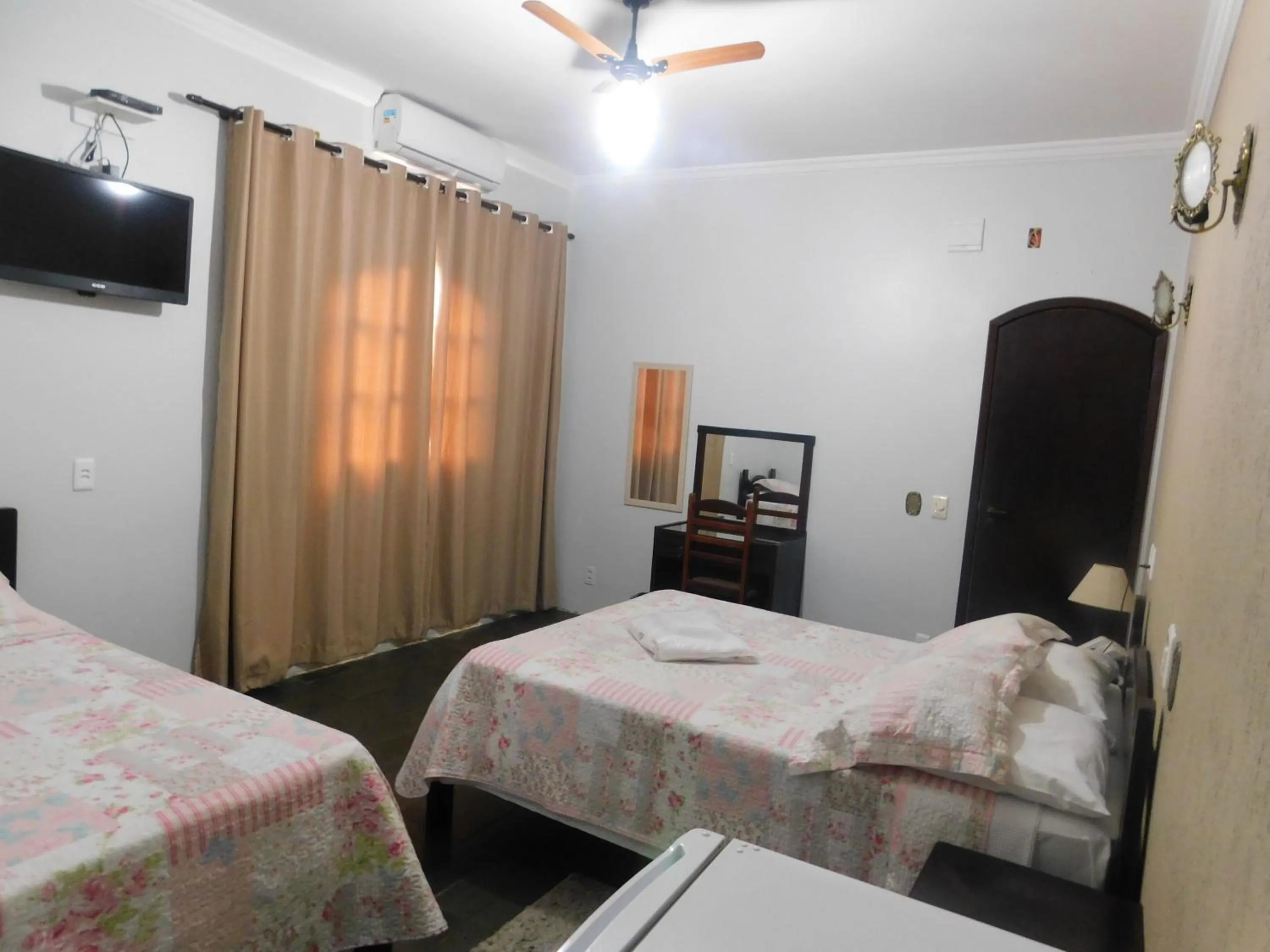 Photo of the whole room, Bed in Hotel Real São Lourenço