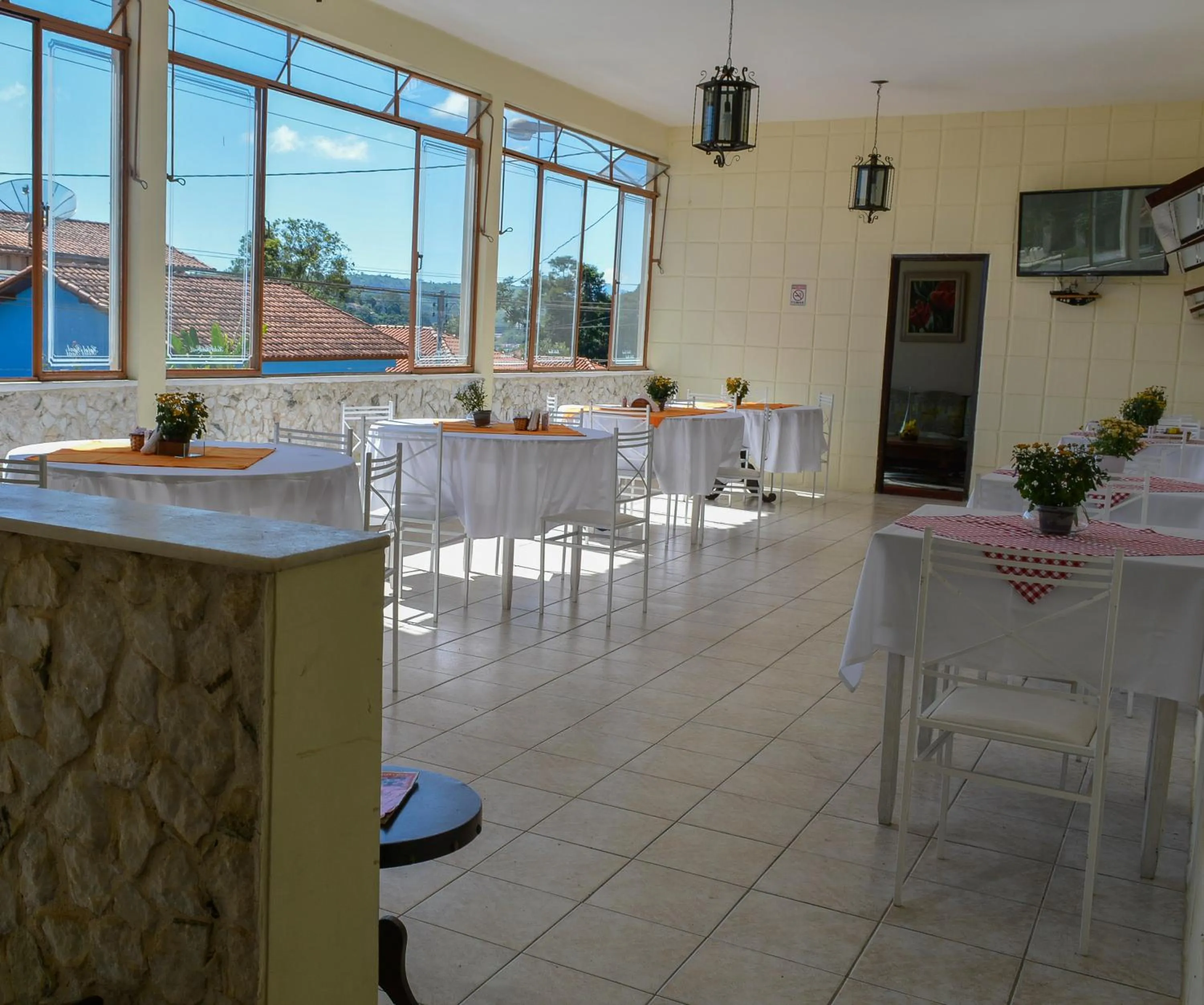 Dining area in Hotel Real São Lourenço