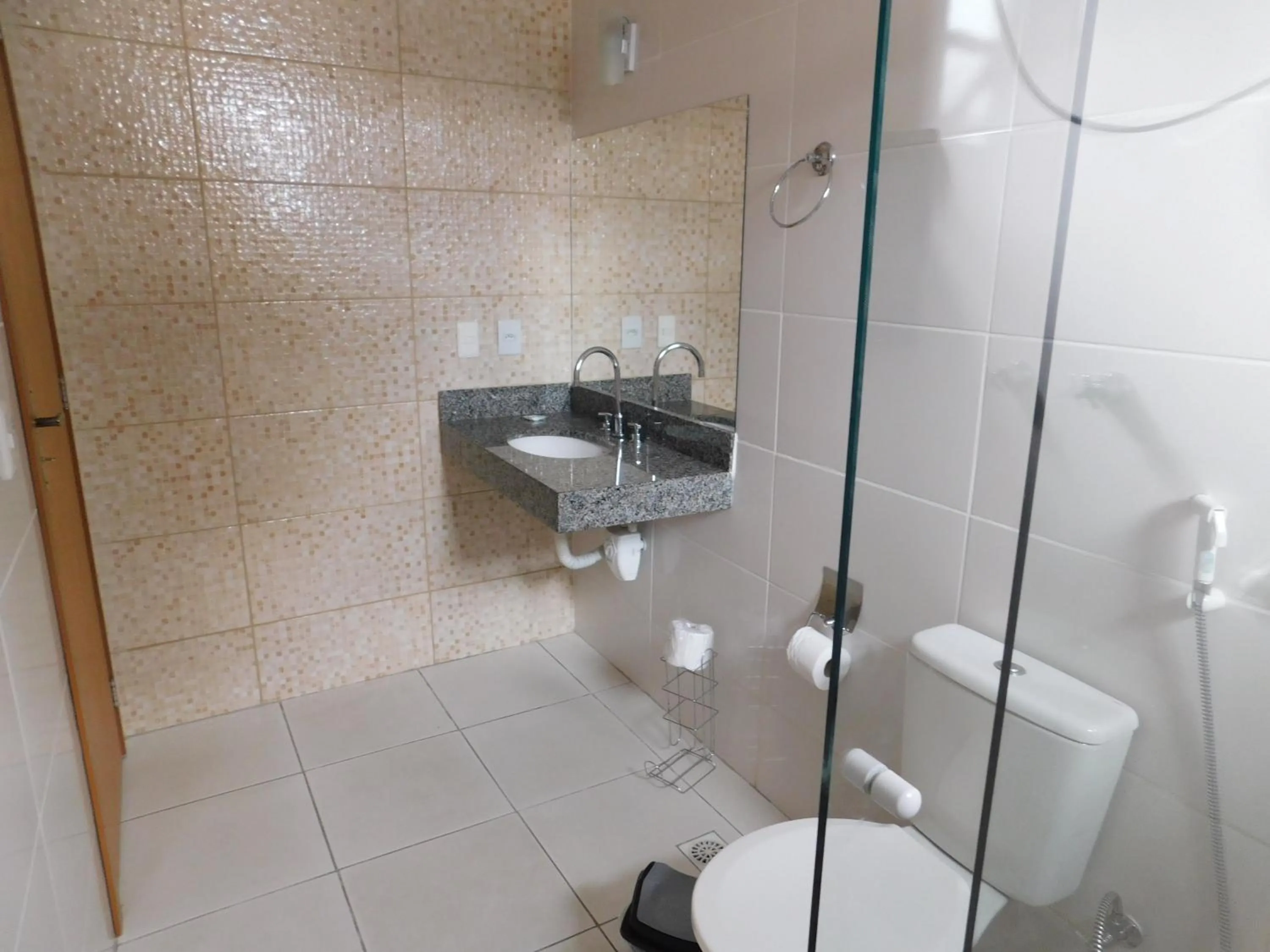 Bathroom in Hotel Real São Lourenço