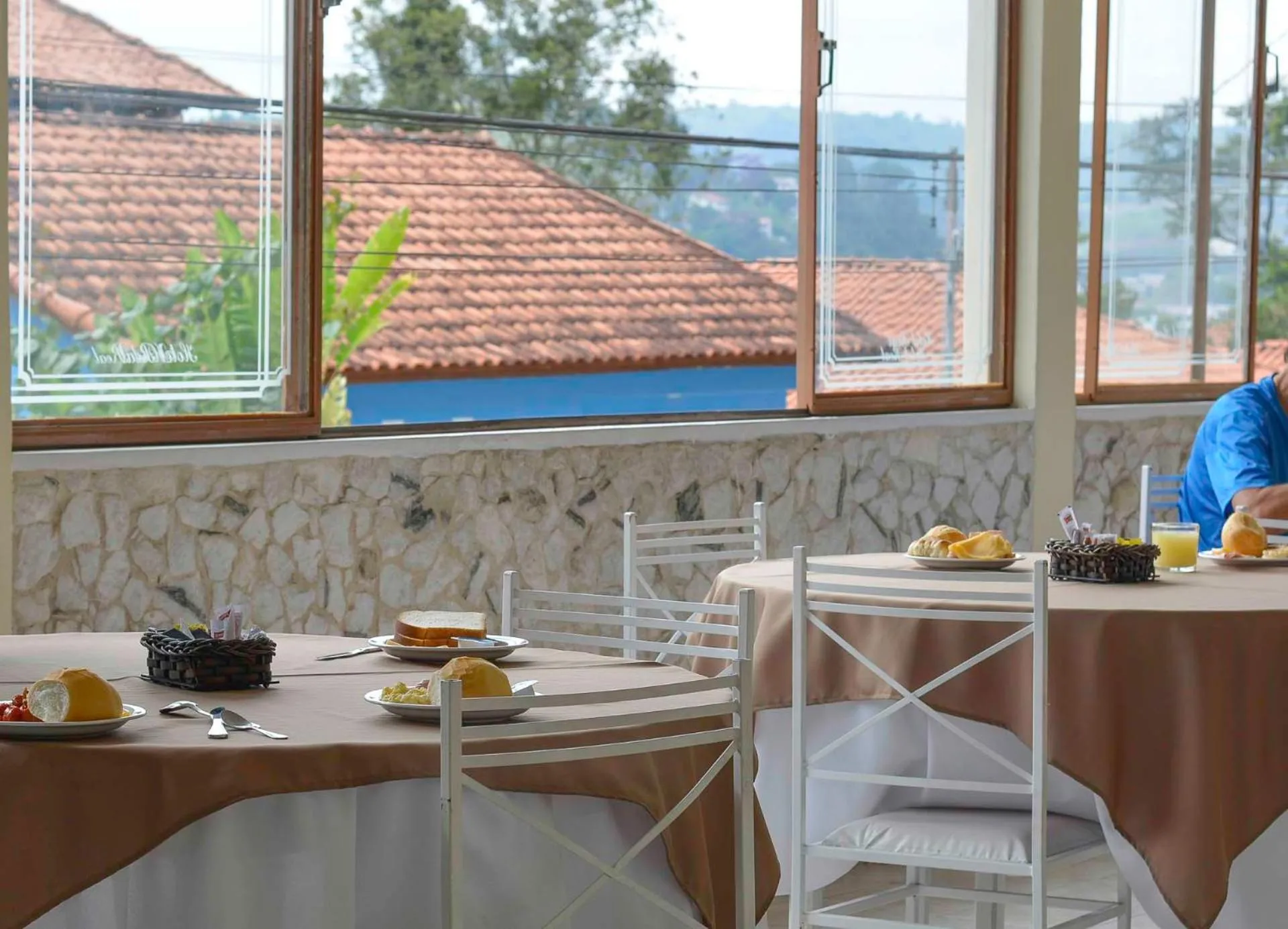 Restaurant/places to eat in Hotel Real São Lourenço