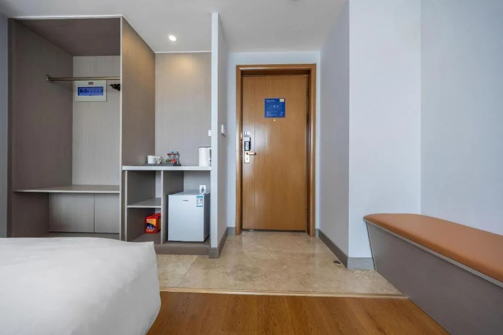 Madison Hotel Weihai Railway Station