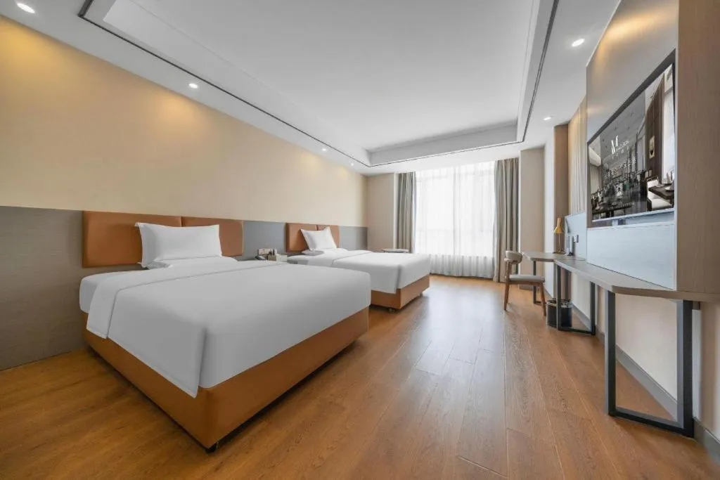 Madison Hotel Weihai Railway Station