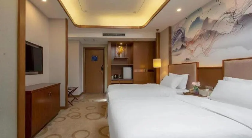 Madison Hotel Weihai Railway Station