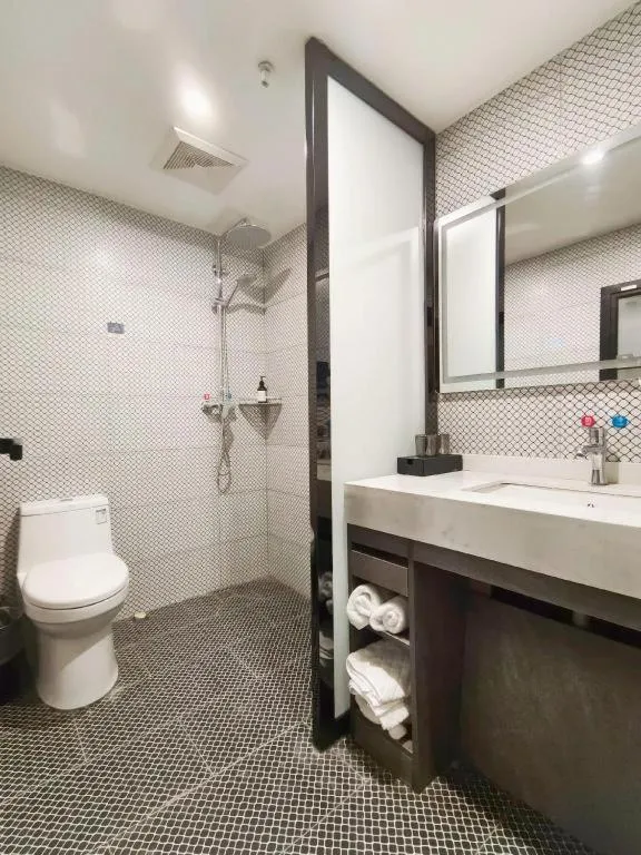 Thank Hotel Shandong Linyii Pingyi County Commerce and Trade City