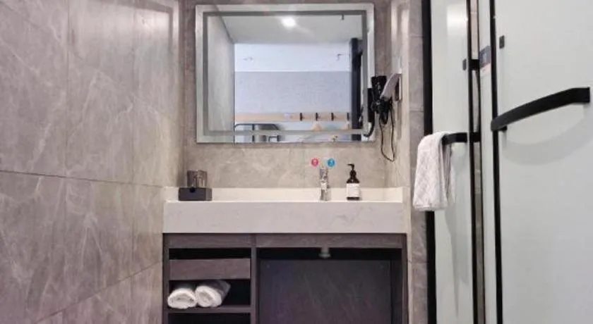 Thank Hotel Shandong Linyii Pingyi County Commerce and Trade City