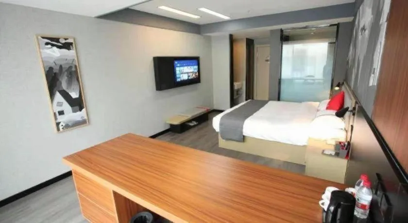 Bed in Thank Hotel Shanxi Lvliang Zhongyang County North Fengcheng Street