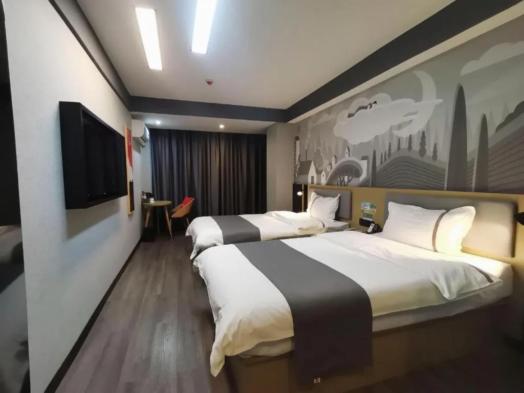 Bed in Thank Hotel Shanxi Lvliang Zhongyang County North Fengcheng Street