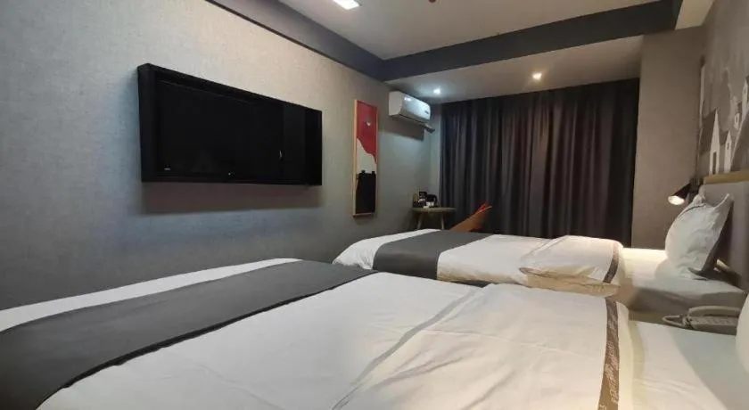 Bed in Thank Hotel Shanxi Lvliang Zhongyang County North Fengcheng Street