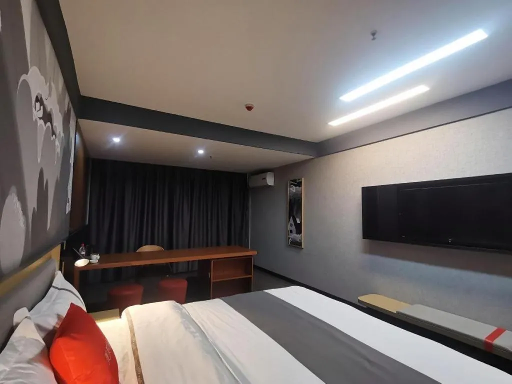 Bed in Thank Hotel Shanxi Lvliang Zhongyang County North Fengcheng Street