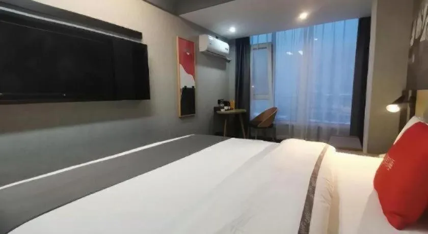 Bed in Thank Hotel Shanxi Lvliang Zhongyang County North Fengcheng Street