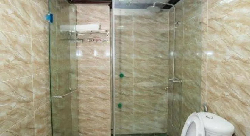 Khách sạn Moonlight Hotel - Mặt biển Hải Tiến