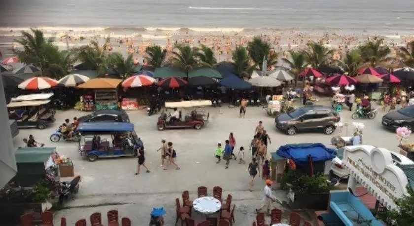 Khách sạn Moonlight Hotel - Mặt biển Hải Tiến