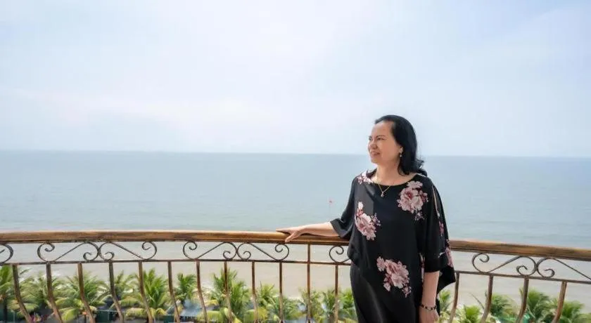 Khách sạn Moonlight Hotel - Mặt biển Hải Tiến