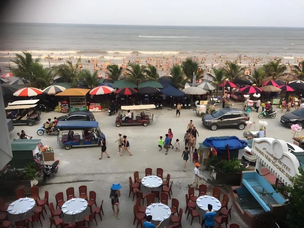 Khách sạn Moonlight Hotel - Mặt biển Hải Tiến