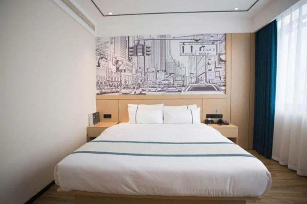 Bed in City Comfort Inn Luzhou Jiangyang District Wancheng International