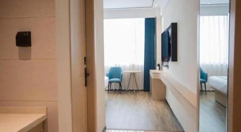 Bed in City Comfort Inn Luzhou Jiangyang District Wancheng International