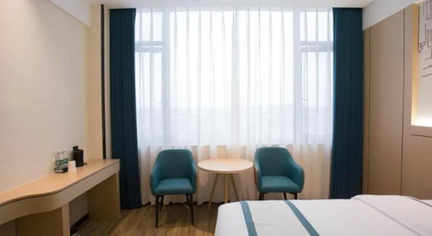 Bed in City Comfort Inn Luzhou Jiangyang District Wancheng International