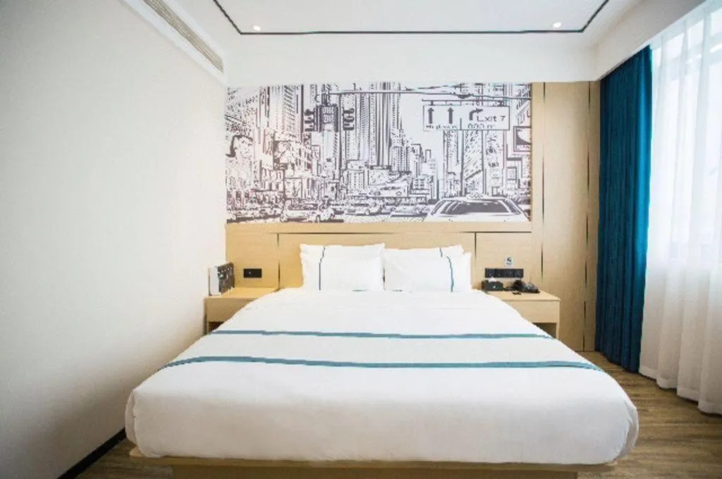 Bed in City Comfort Inn Luzhou Jiangyang District Wancheng International