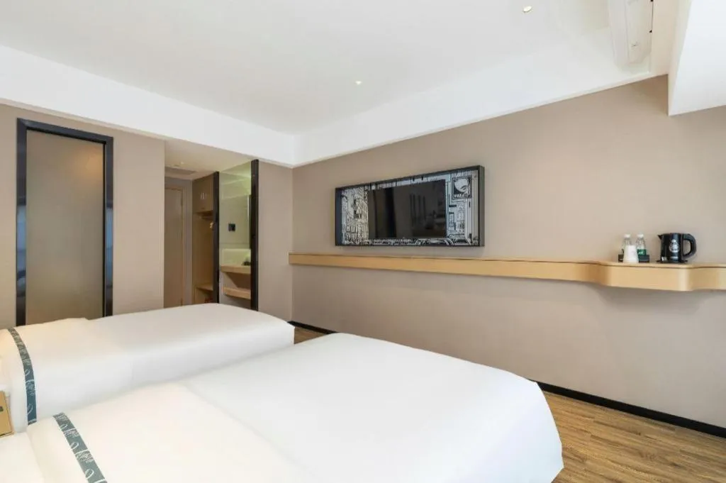 Bed in City Comfort Inn Luzhou Jiangyang District Wancheng International