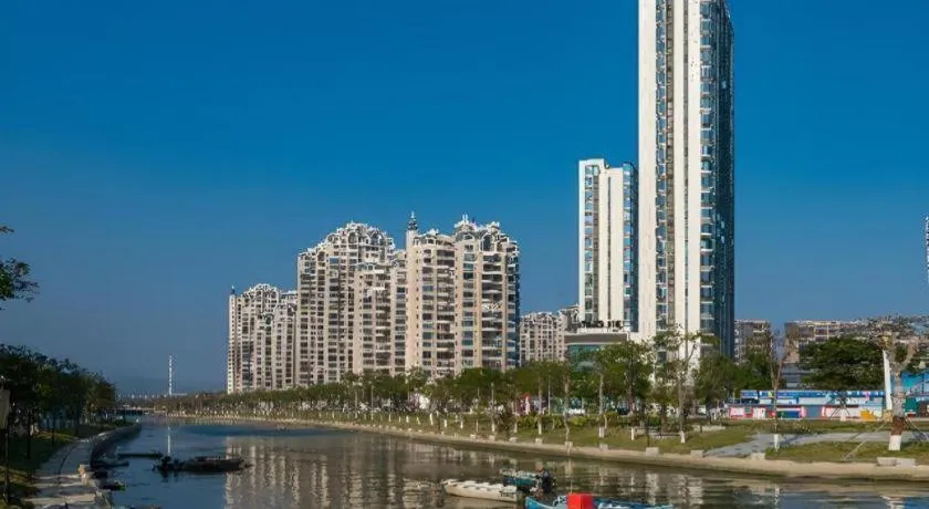 Poltton International Service Apartment Shanwei Urban District High-speed Railway Station